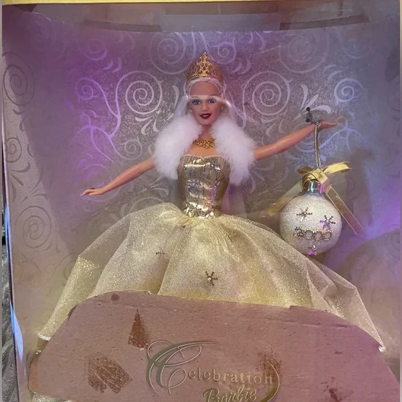 Barbie Y2K Celebration Doll in Gold & White (2000)(Collectors)MAKE ME AN OFFER. - Picture 4 of 6